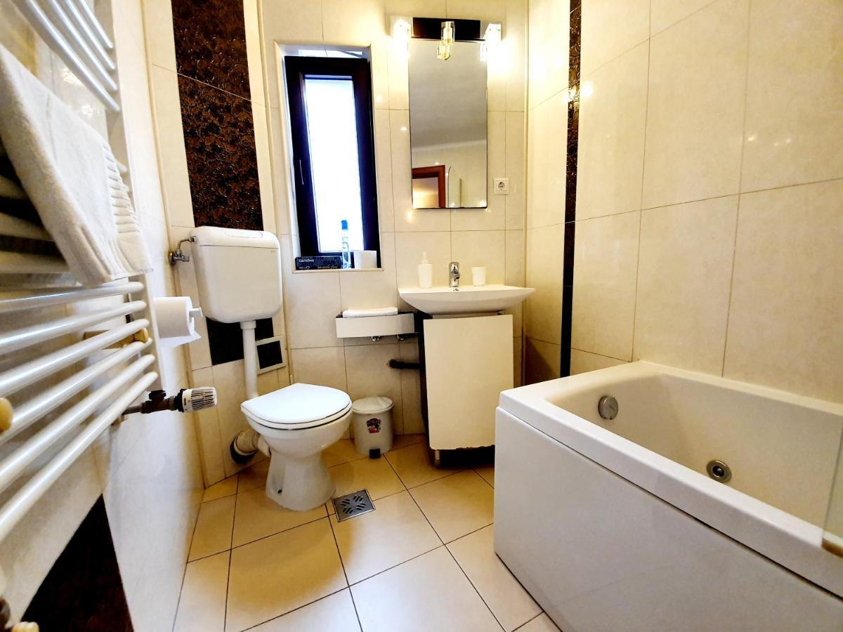 Grandville Apartments Bucureşti Ngoại thất bức ảnh